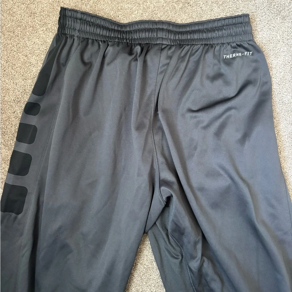 Nike Oregon Ducks Sweatpants - Picture 5 of 6